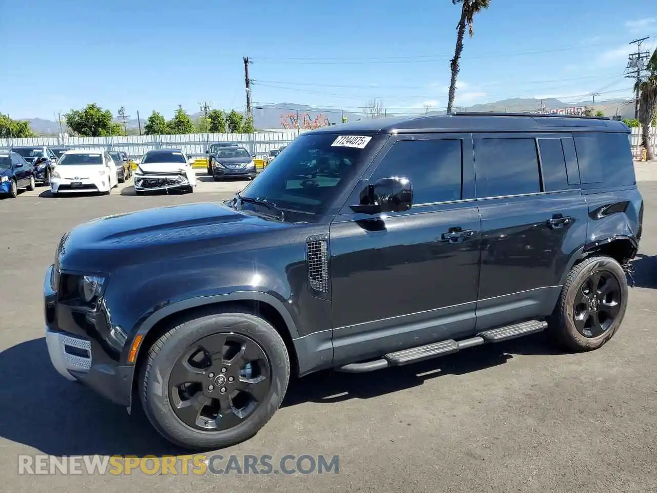 1 Фотография поврежденного автомобиля SALEJ7EX3S2358808 LAND ROVER DEFENDER 2025