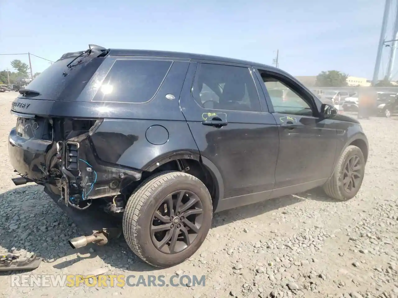 3 Photograph of a damaged car SALCP2FX1KH829407 LAND ROVER DISCOVERY 2019