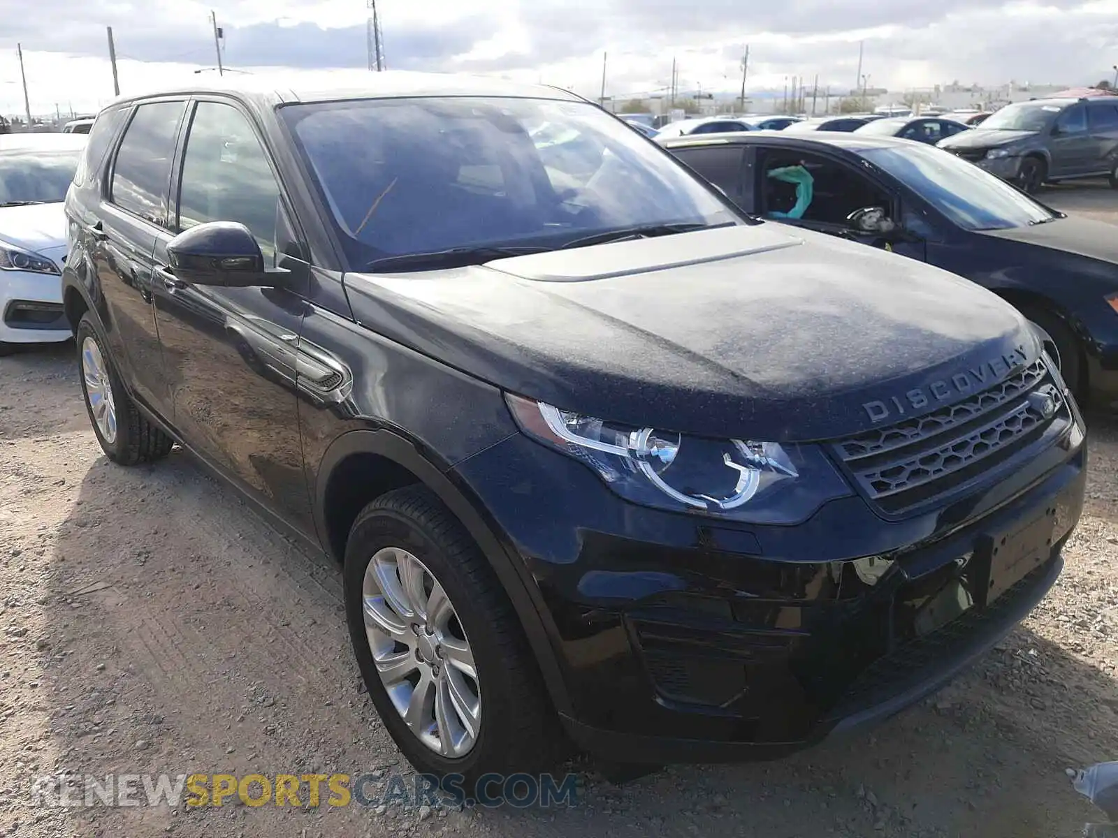 1 Photograph of a damaged car SALCP2FX2KH789077 LAND ROVER DISCOVERY 2019