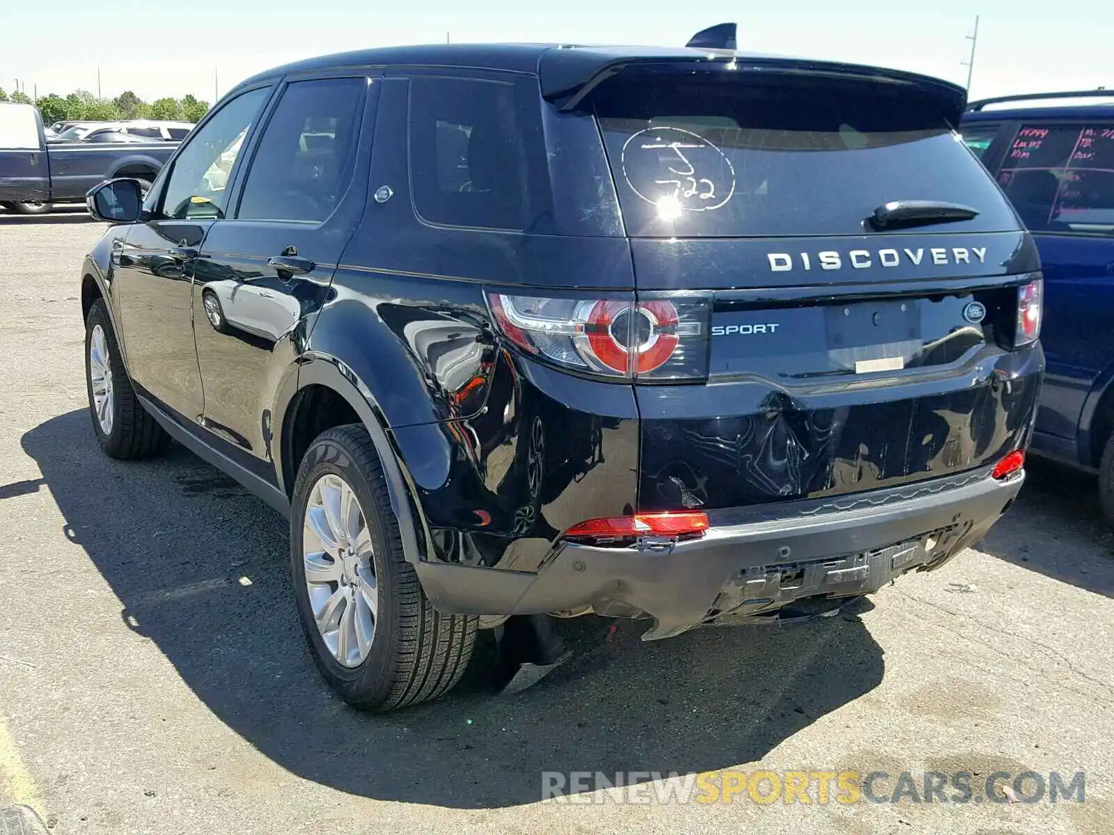 3 Photograph of a damaged car SALCP2FX2KH808260 LAND ROVER DISCOVERY 2019