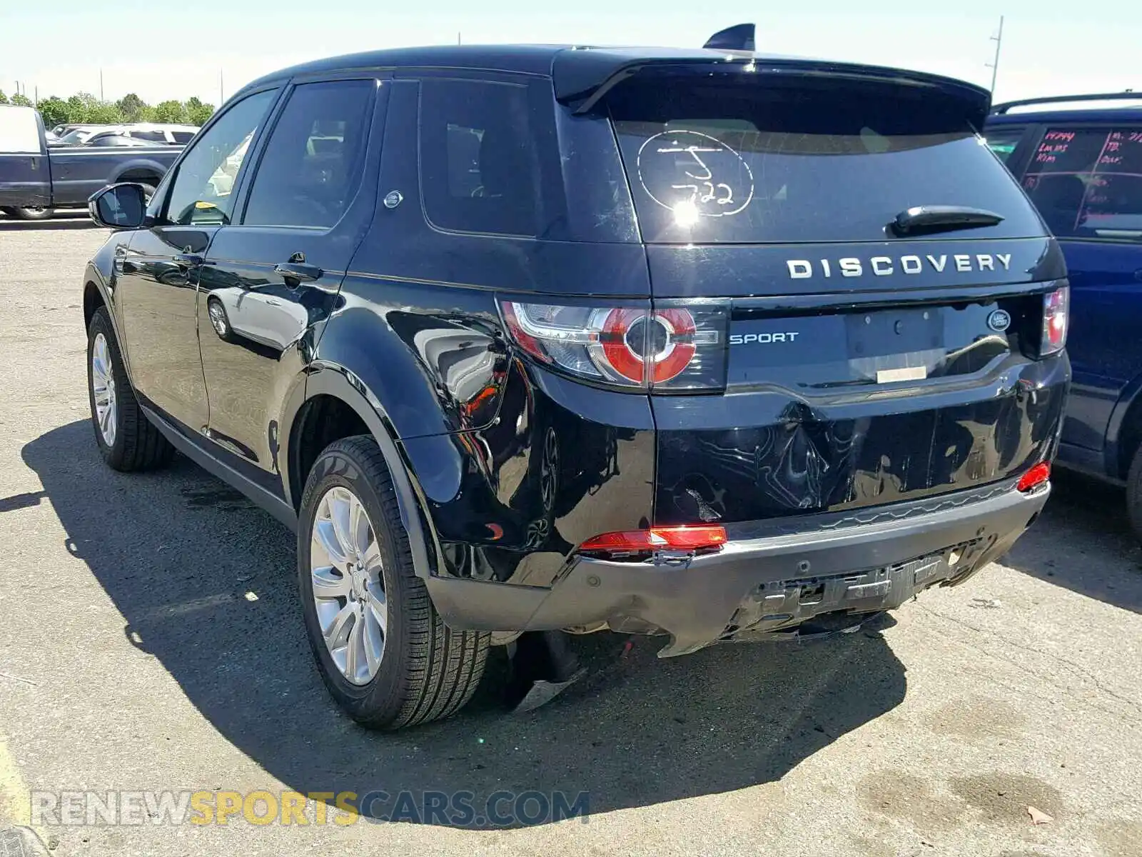 3 Photograph of a damaged car SALCP2FX2KH808260 LAND ROVER DISCOVERY 2019