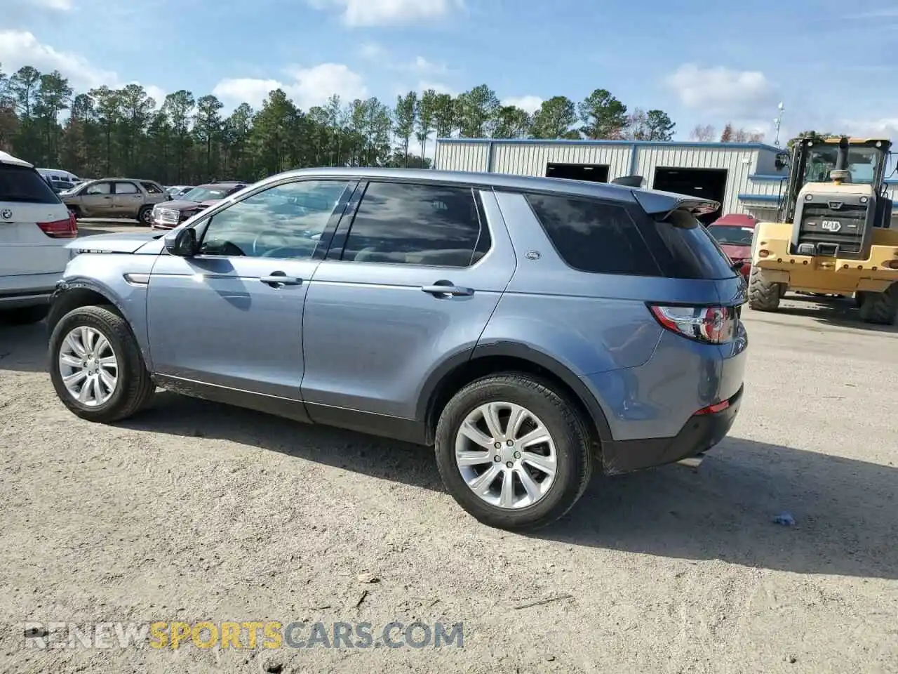 2 Photograph of a damaged car SALCP2FX4KH814268 LAND ROVER DISCOVERY 2019