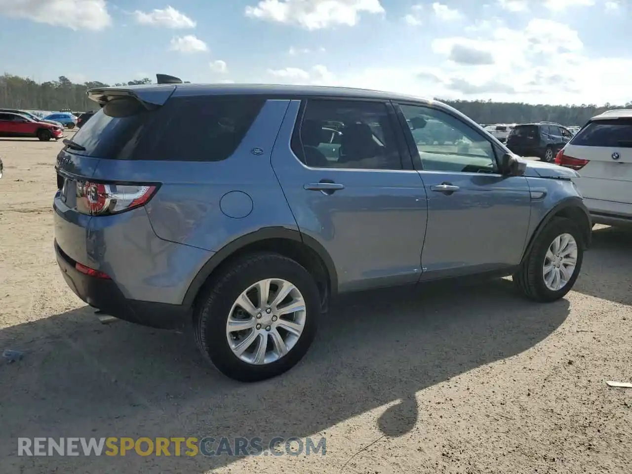 3 Photograph of a damaged car SALCP2FX4KH814268 LAND ROVER DISCOVERY 2019