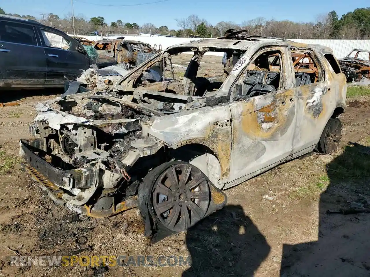 1 Photograph of a damaged car SALCP2FX4KH819471 LAND ROVER DISCOVERY 2019