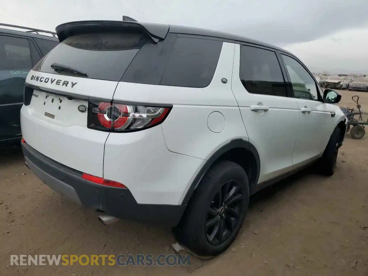 3 Photograph of a damaged car SALCP2FX9KH787374 LAND ROVER DISCOVERY 2019