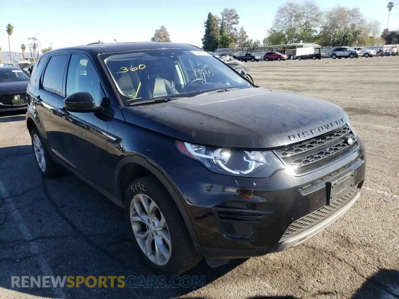 1 Photograph of a damaged car SALCP2FXXKH800889 LAND ROVER DISCOVERY 2019