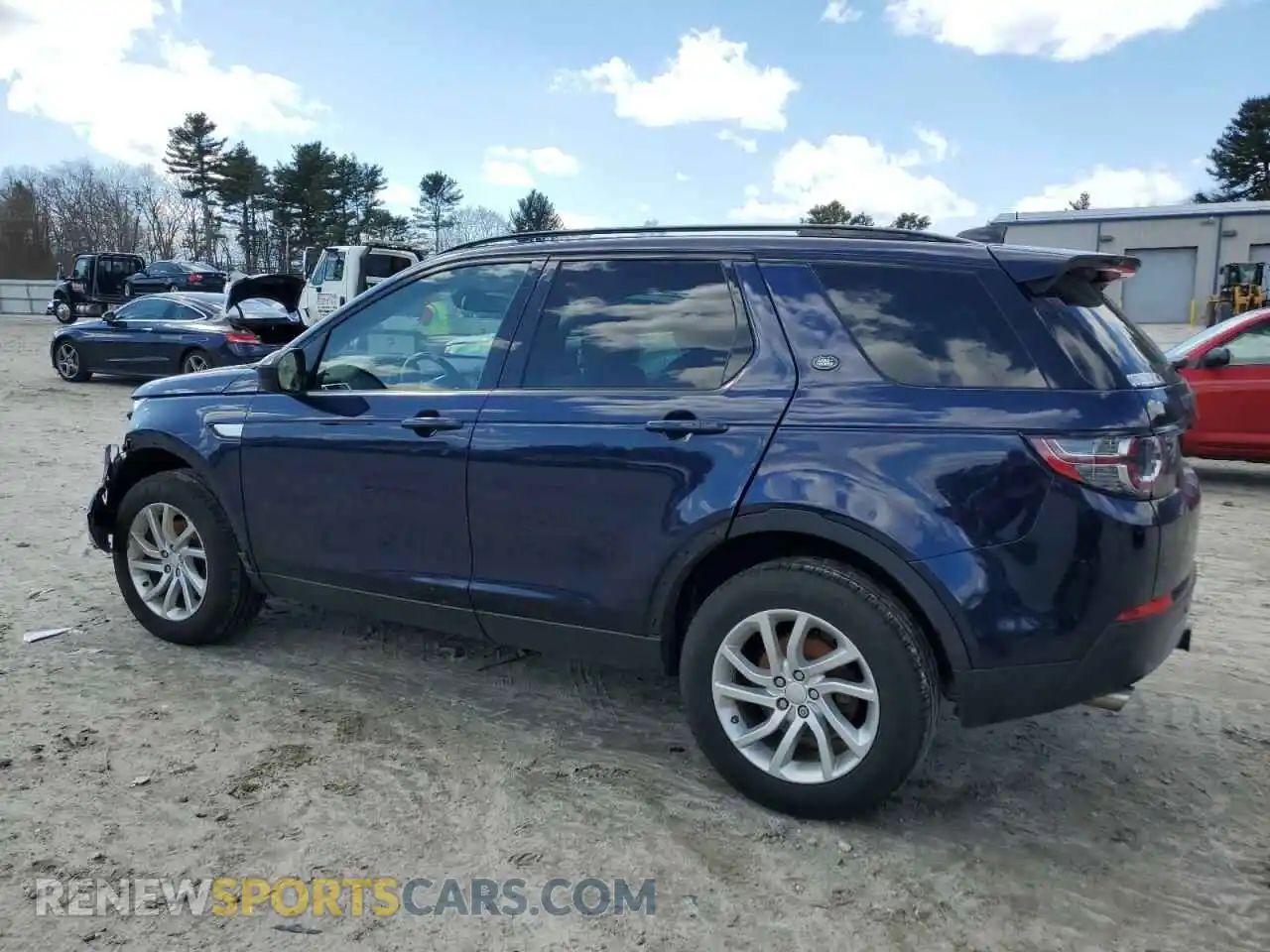2 Photograph of a damaged car SALCR2FX0KH803732 LAND ROVER DISCOVERY 2019