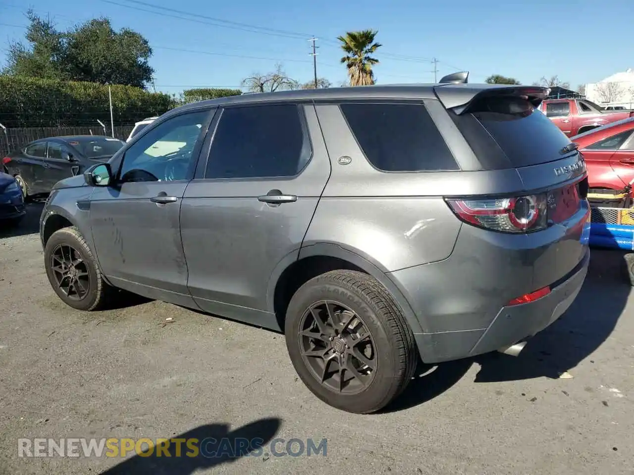 2 Photograph of a damaged car SALCR2FX1KH794507 LAND ROVER DISCOVERY 2019