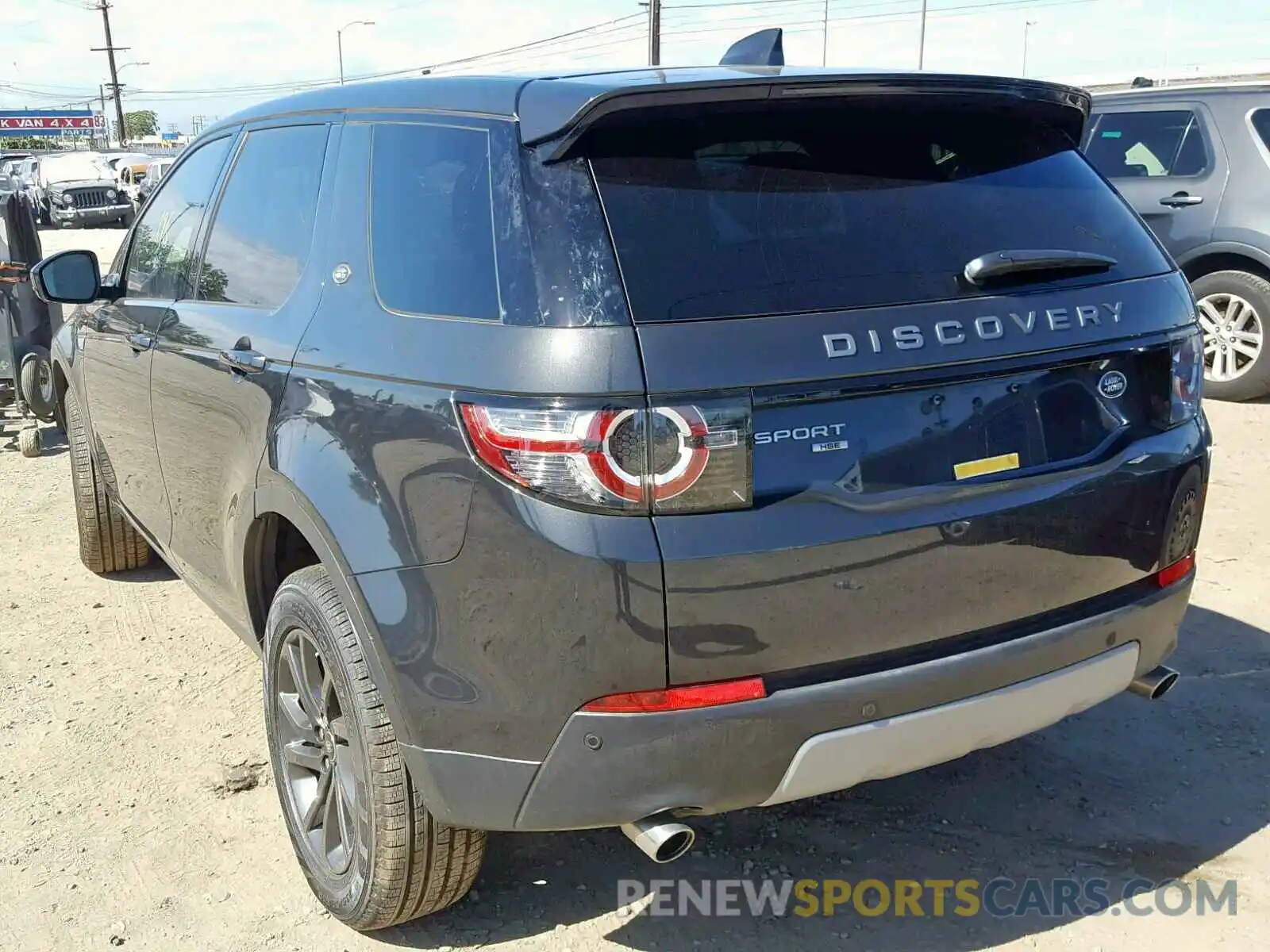 3 Photograph of a damaged car SALCR2FX5KH799578 LAND ROVER DISCOVERY 2019