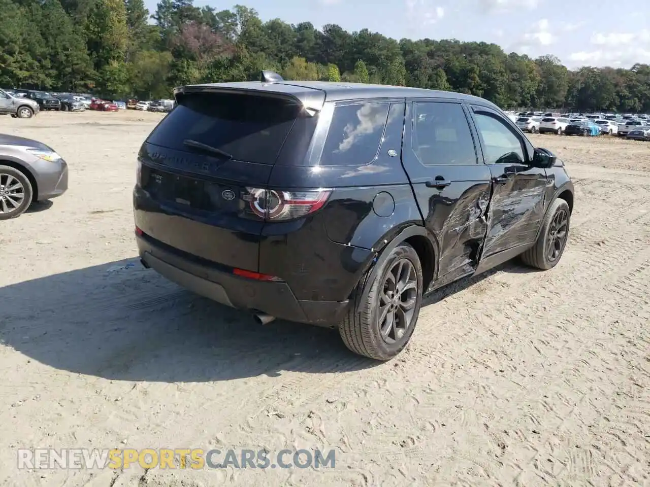 3 Photograph of a damaged car SALCR2FX5KH803077 LAND ROVER DISCOVERY 2019