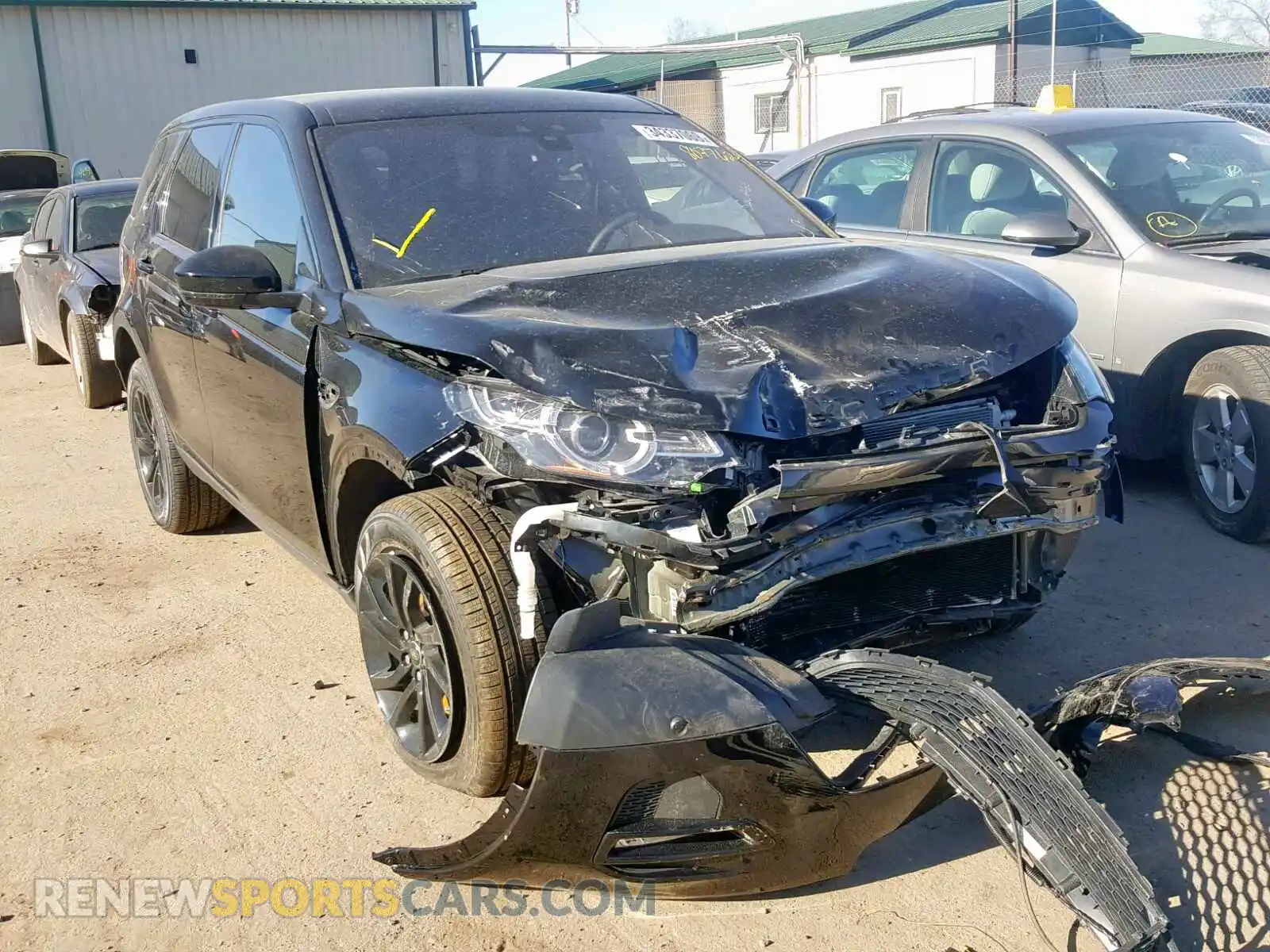 1 Photograph of a damaged car SALCR2FX7KH807762 LAND ROVER DISCOVERY 2019