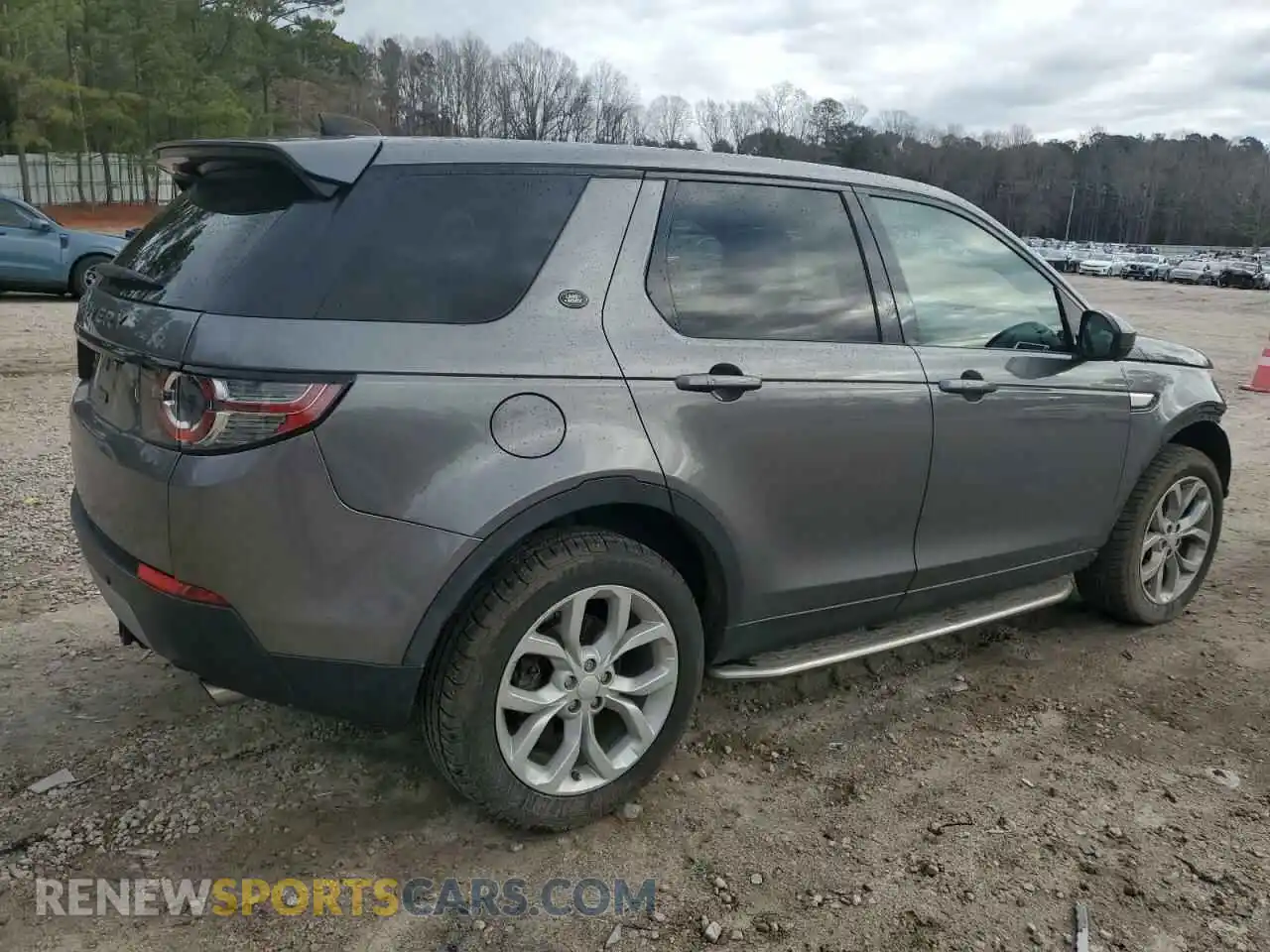 3 Photograph of a damaged car SALCR2FX7KH813593 LAND ROVER DISCOVERY 2019