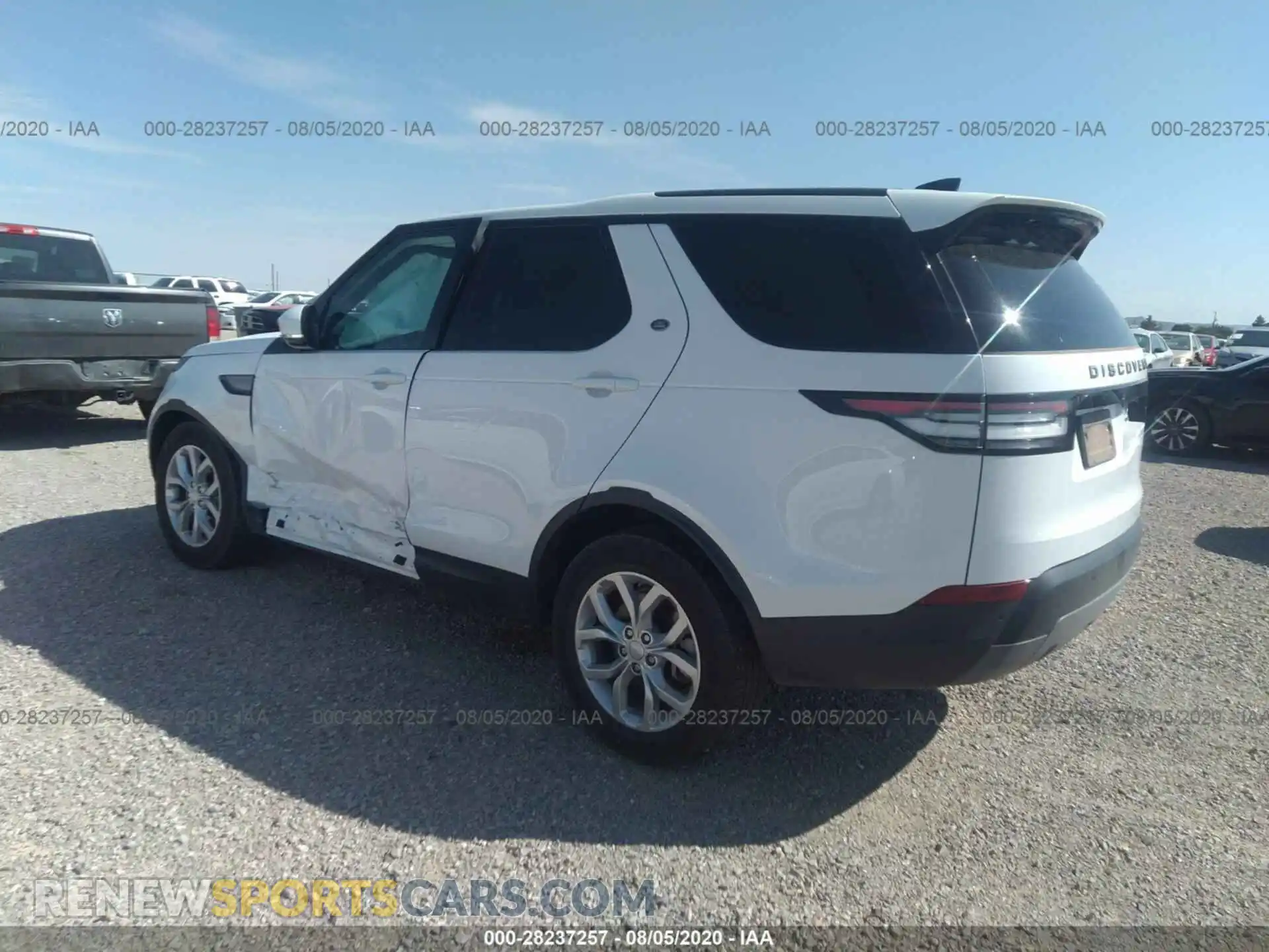 3 Photograph of a damaged car SALRG2RV0KA094268 LAND ROVER DISCOVERY 2019