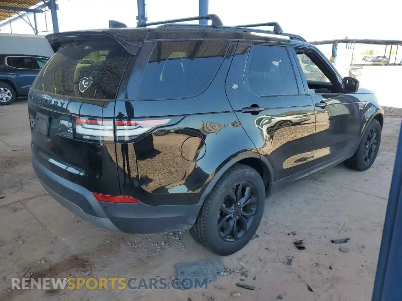 3 Фотография поврежденного автомобиля SALRG2RV1K2400646 LAND ROVER DISCOVERY 2019