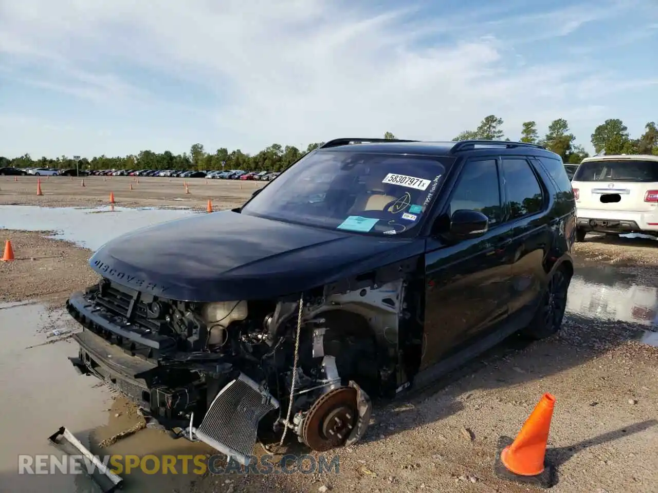 2 Photograph of a damaged car SALRG2RV2K2413468 LAND ROVER DISCOVERY 2019
