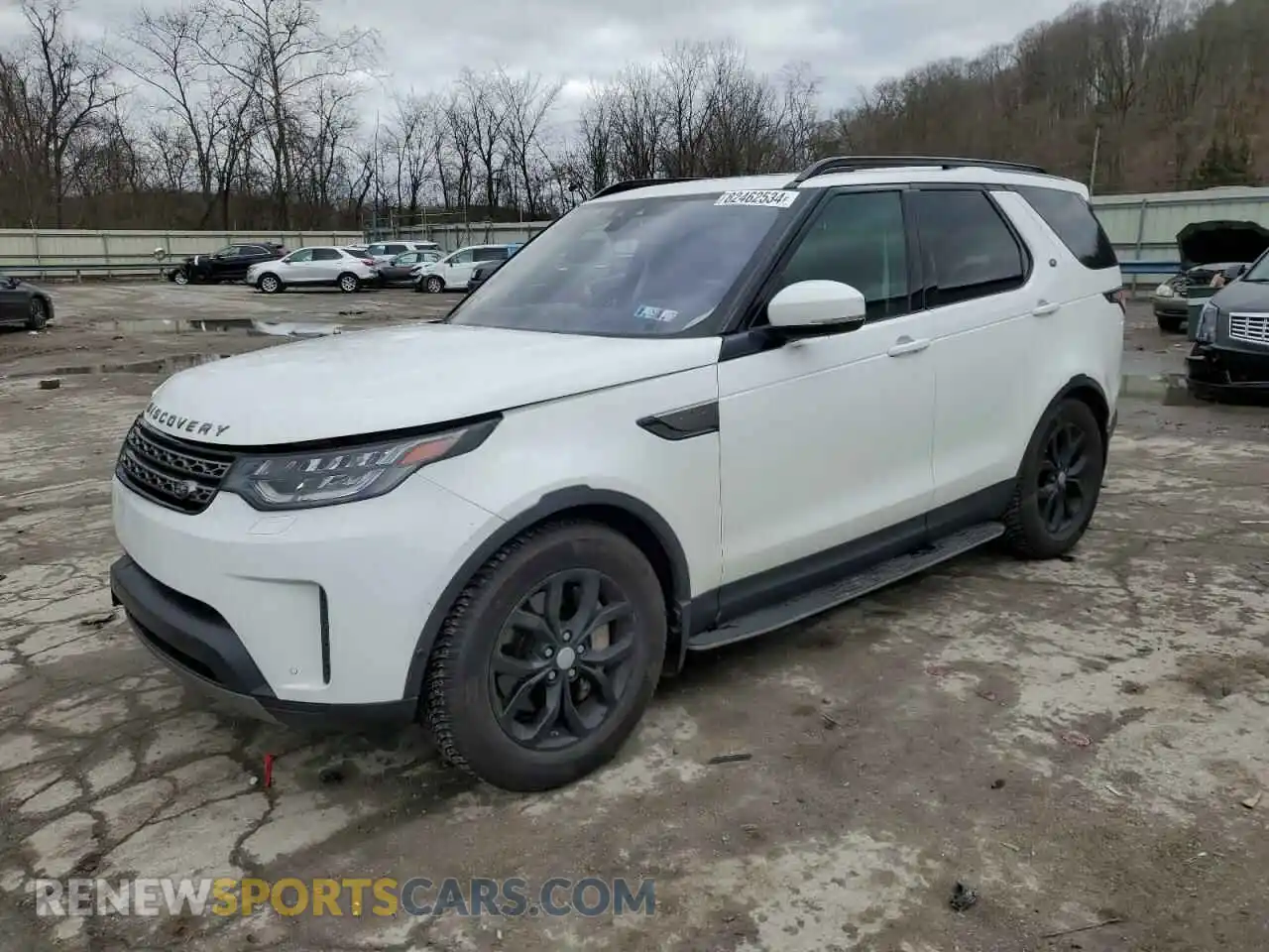 1 Photograph of a damaged car SALRG2RV3K2405654 LAND ROVER DISCOVERY 2019