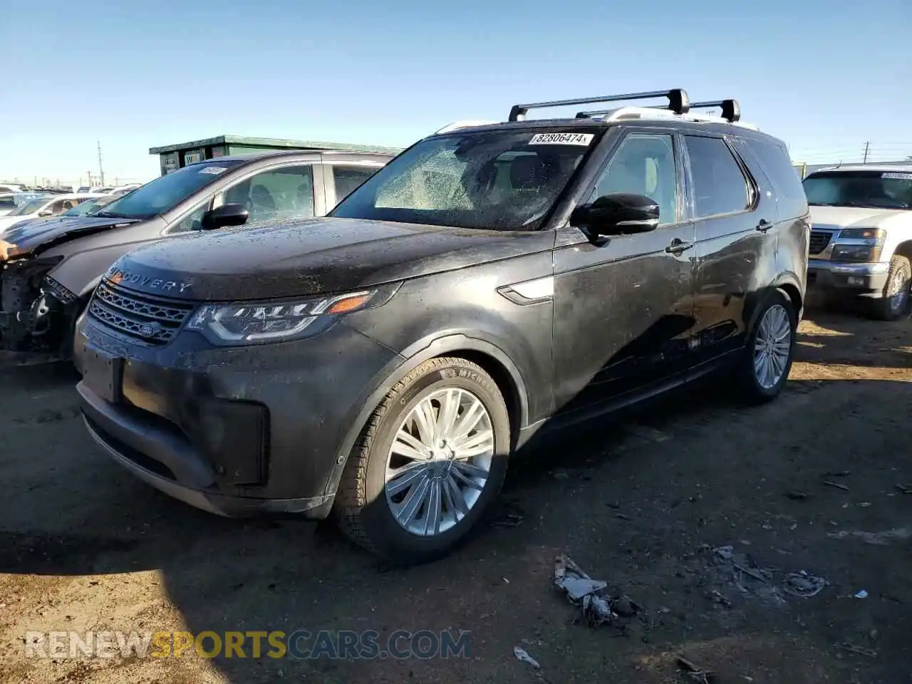 1 Photograph of a damaged car SALRG2RV5KA086327 LAND ROVER DISCOVERY 2019