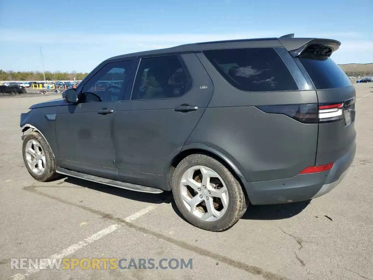 2 Photograph of a damaged car SALRG2RV6K2401047 LAND ROVER DISCOVERY 2019