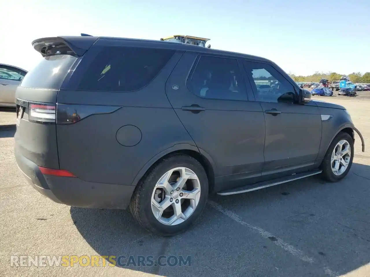 3 Photograph of a damaged car SALRG2RV6K2401047 LAND ROVER DISCOVERY 2019