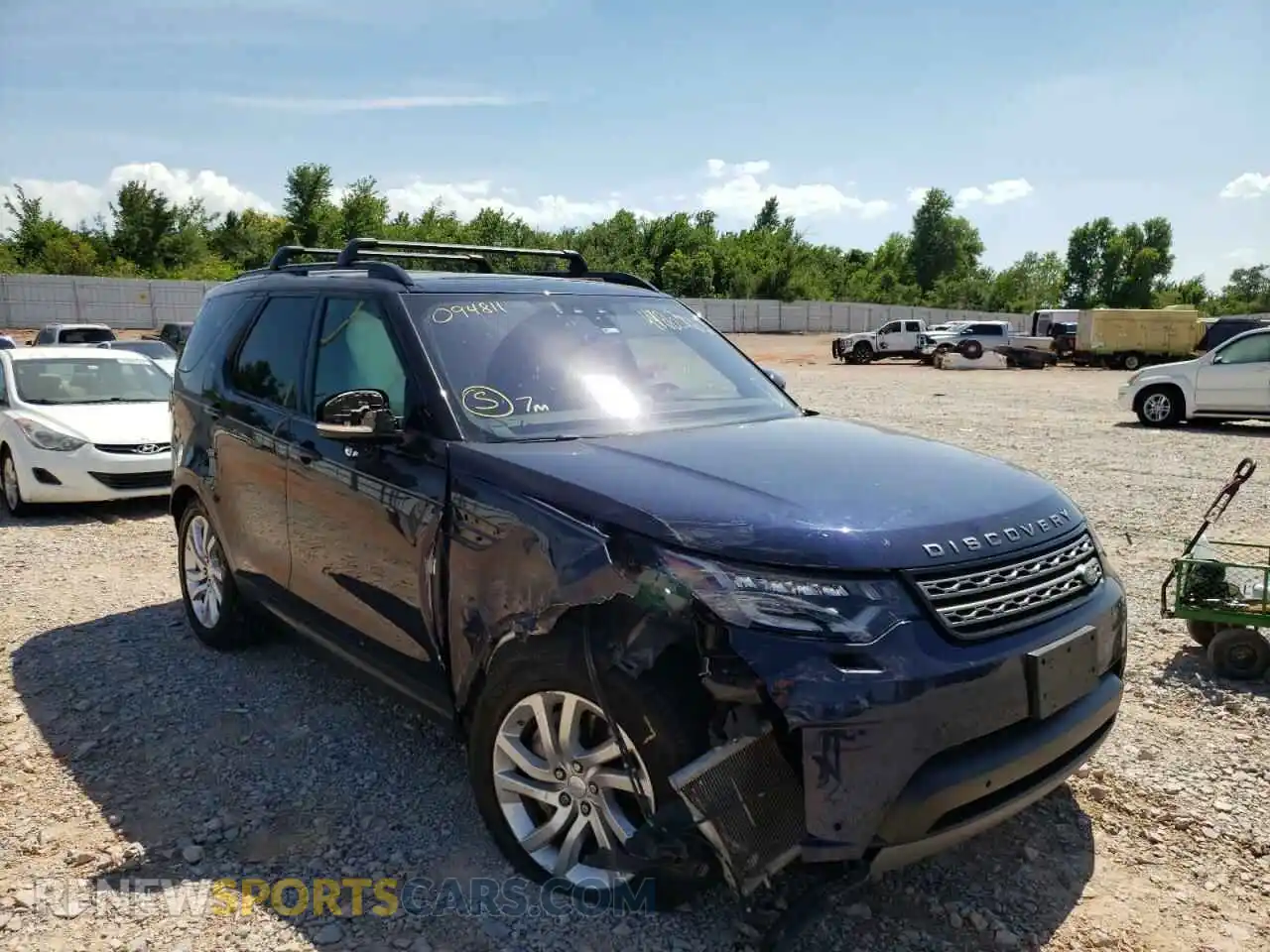 1 Photograph of a damaged car SALRG2RV6KA094811 LAND ROVER DISCOVERY 2019