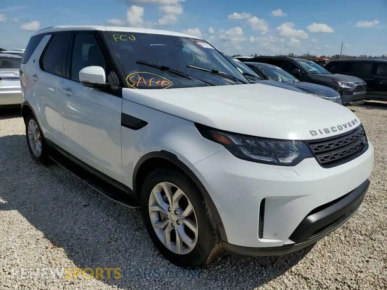 1 Photograph of a damaged car SALRG2RV7K2400618 LAND ROVER DISCOVERY 2019
