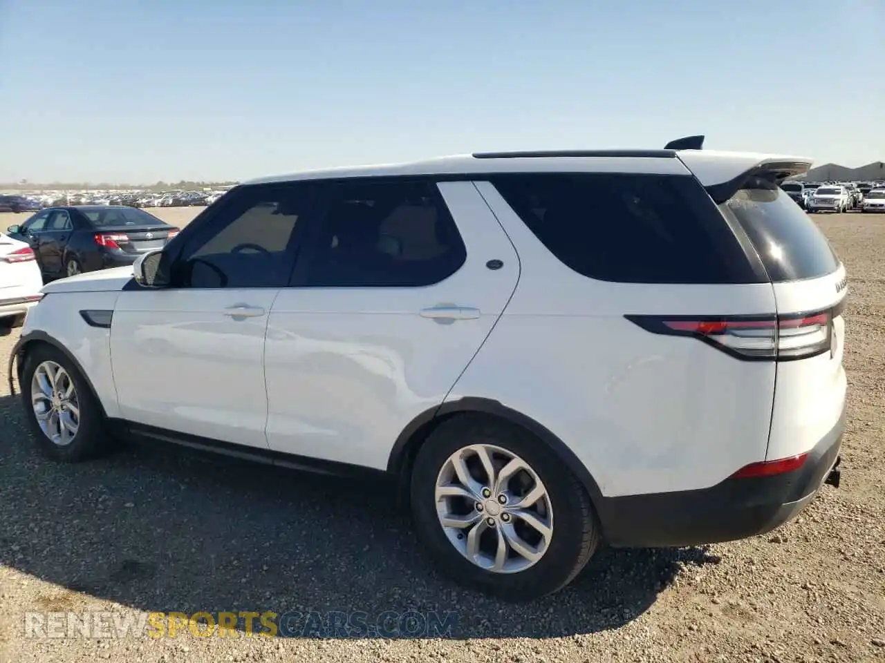 2 Photograph of a damaged car SALRG2RV7K2401414 LAND ROVER DISCOVERY 2019
