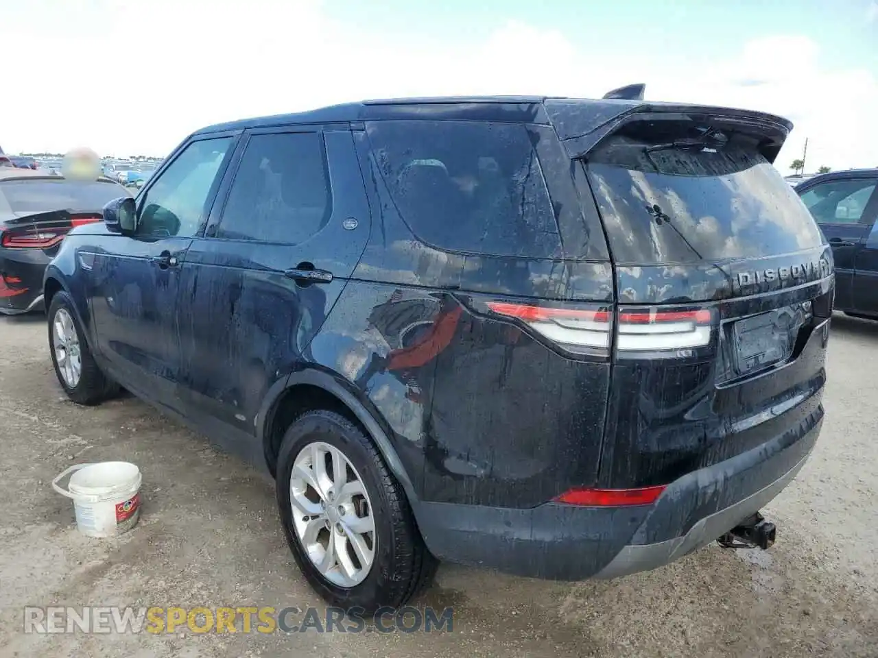 2 Photograph of a damaged car SALRG2RVXKA094617 LAND ROVER DISCOVERY 2019