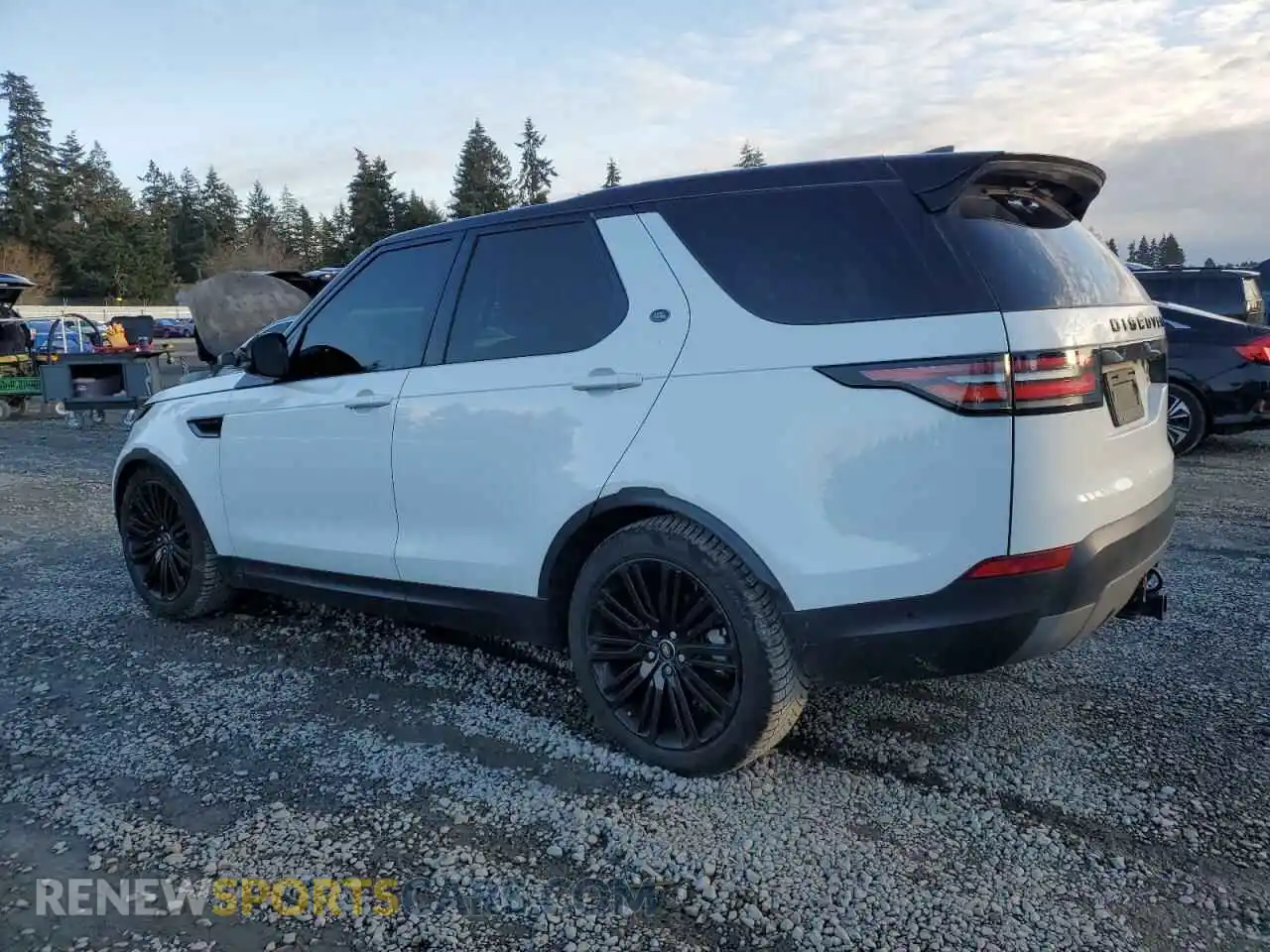 2 Photograph of a damaged car SALRR2RK4K2411706 LAND ROVER DISCOVERY 2019