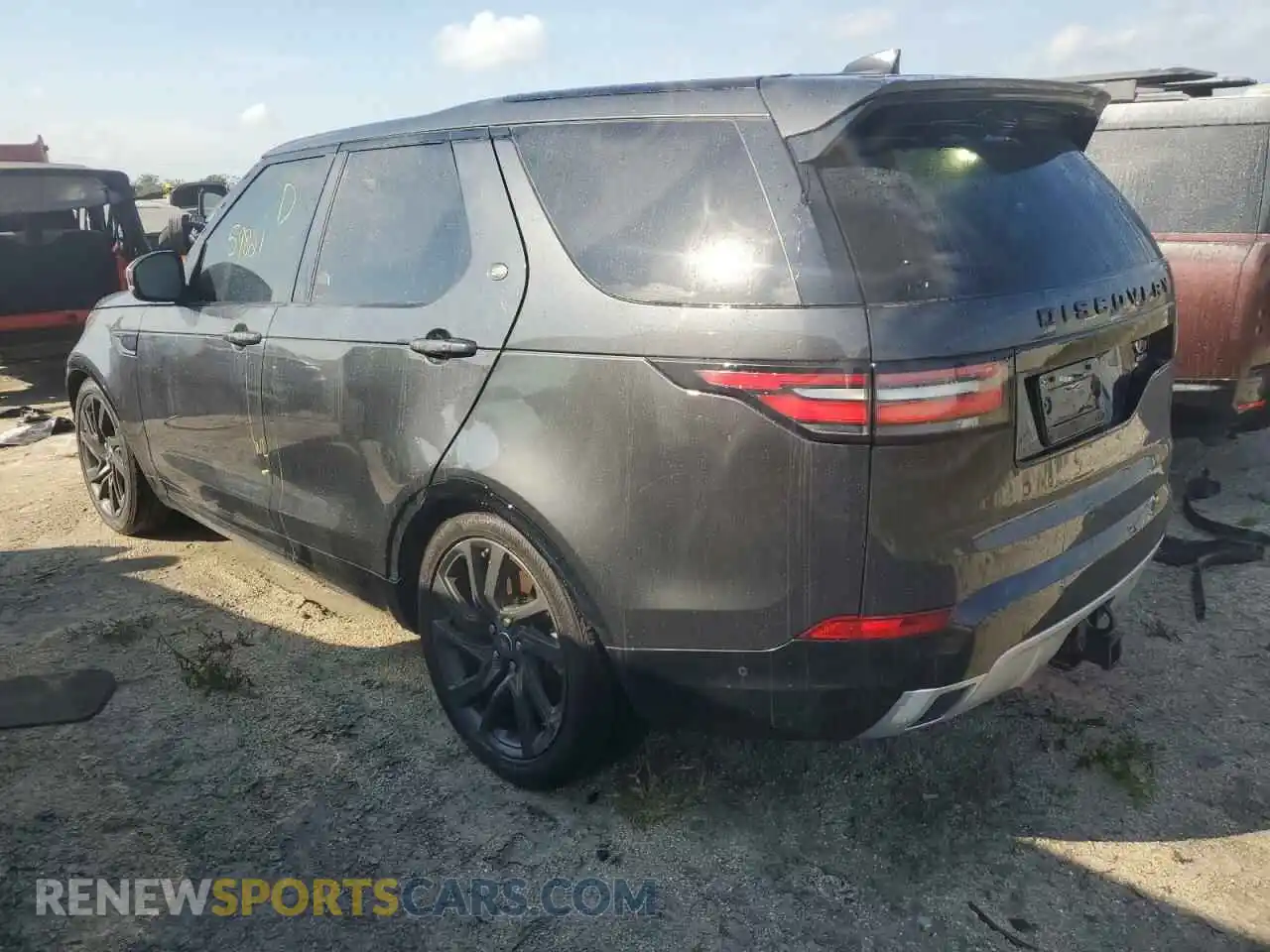 2 Photograph of a damaged car SALRR2RV0KA096290 LAND ROVER DISCOVERY 2019