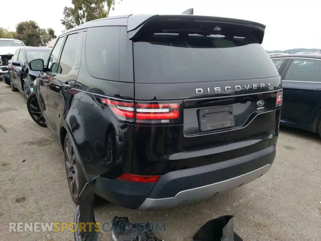 3 Photograph of a damaged car SALRR2RV1KA087209 LAND ROVER DISCOVERY 2019
