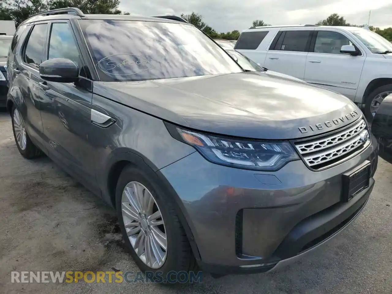 1 Photograph of a damaged car SALRR2RV2KA094931 LAND ROVER DISCOVERY 2019