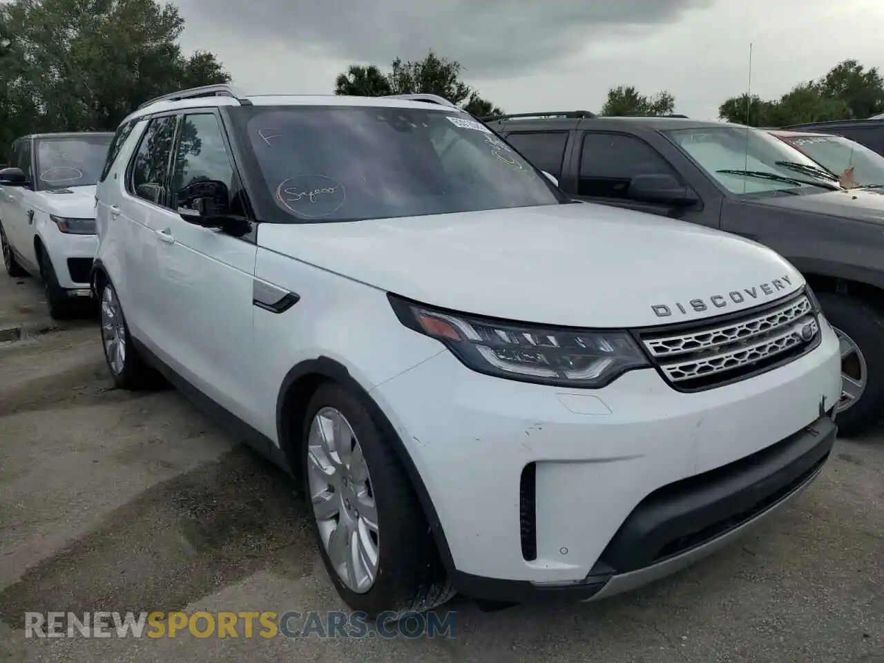 1 Photograph of a damaged car SALRR2RV2KA096288 LAND ROVER DISCOVERY 2019