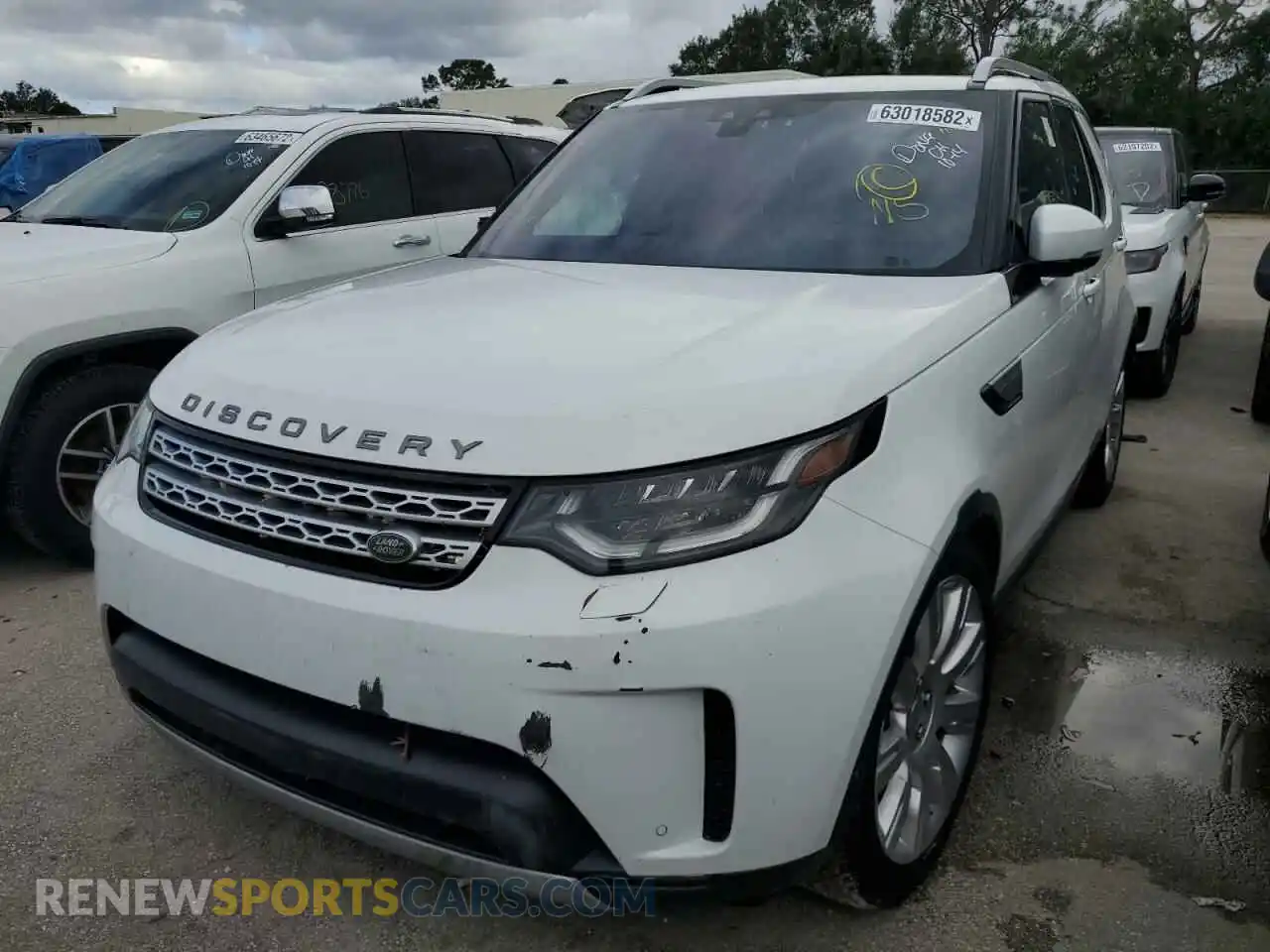 2 Photograph of a damaged car SALRR2RV2KA096288 LAND ROVER DISCOVERY 2019