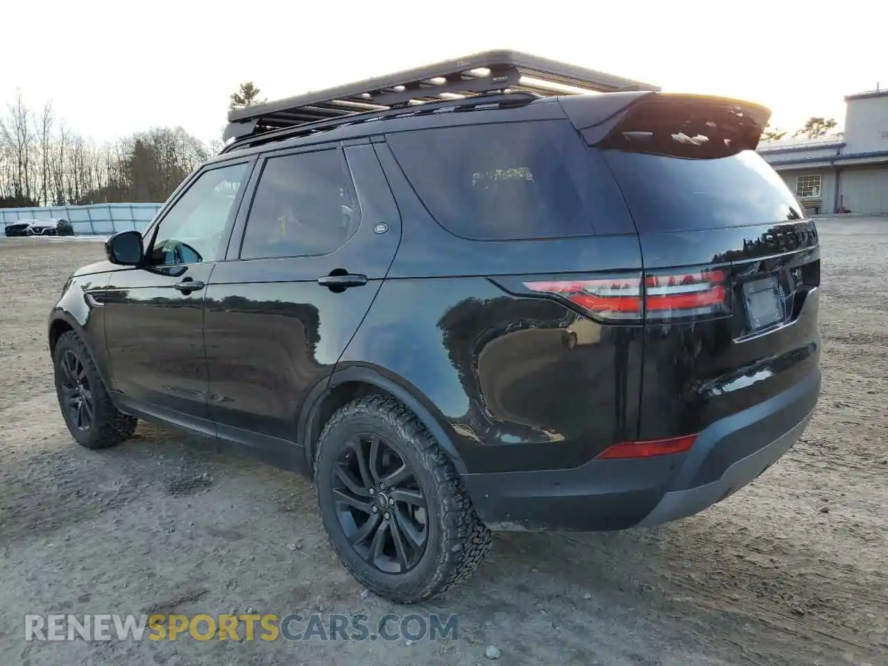 2 Photograph of a damaged car SALRR2RVXKA086687 LAND ROVER DISCOVERY 2019