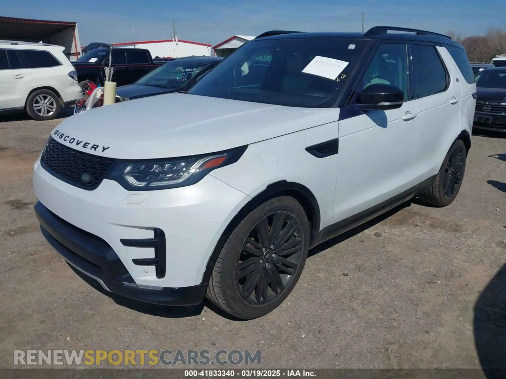 2 fotografías del automóvil dañado SALRT2RK8KA080555 LAND ROVER DISCOVERY 2019
