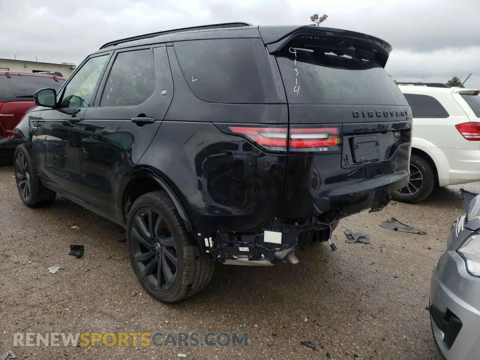 3 Photograph of a damaged car SALRT2RV3K2413345 LAND ROVER DISCOVERY 2019