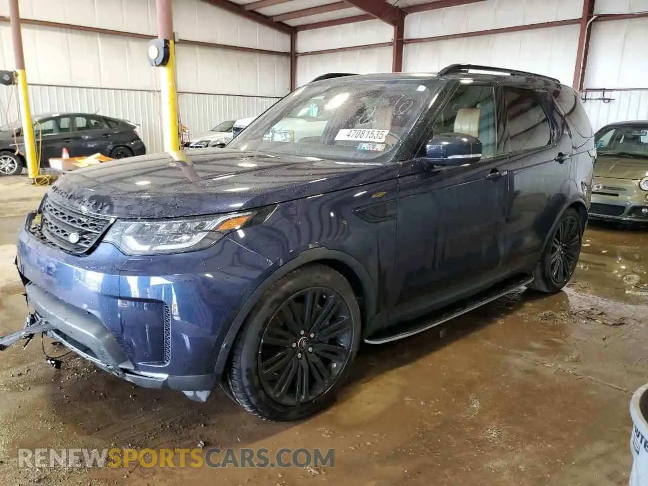 1 Photograph of a damaged car SALRT2RV4K2408249 LAND ROVER DISCOVERY 2019