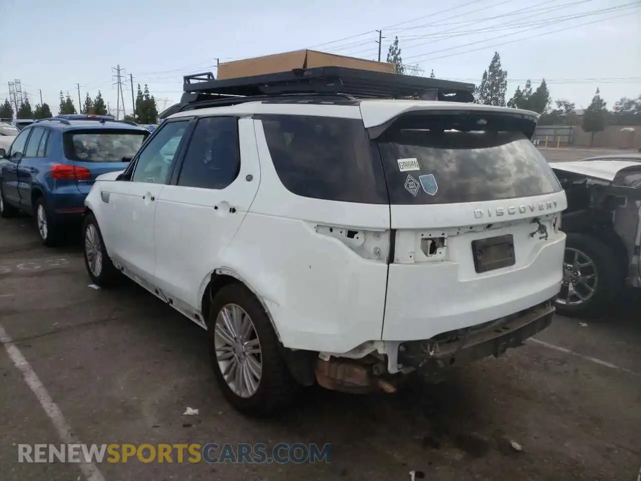 3 Photograph of a damaged car SALRT2RV5K2400385 LAND ROVER DISCOVERY 2019