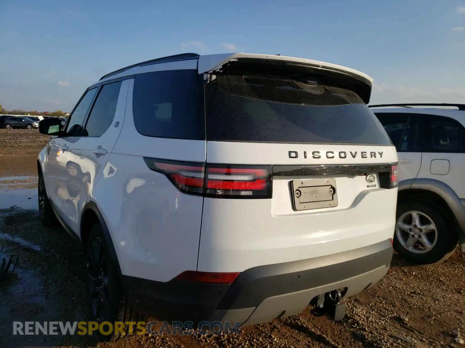 3 Photograph of a damaged car SALRT2RV5K2400869 LAND ROVER DISCOVERY 2019