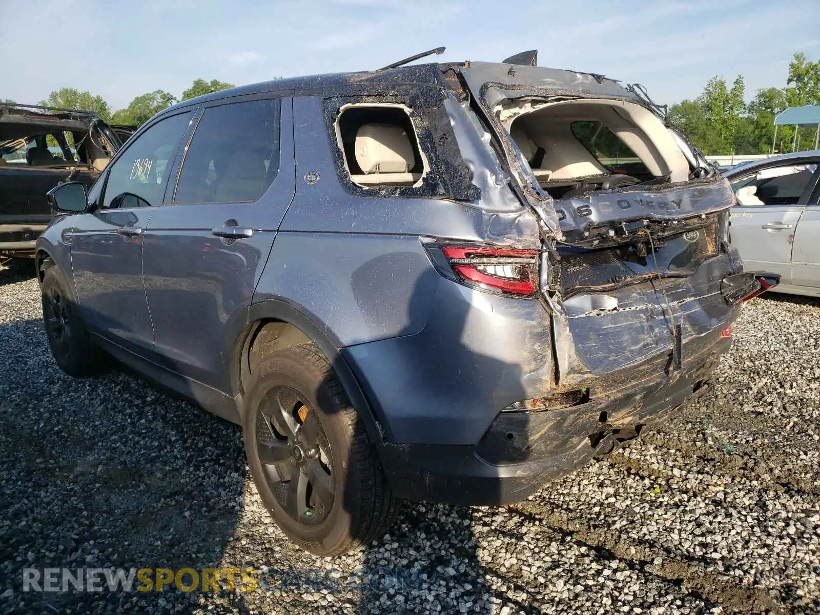 3 Photograph of a damaged car SALCJ2FX2LH848695 LAND ROVER DISCOVERY 2020
