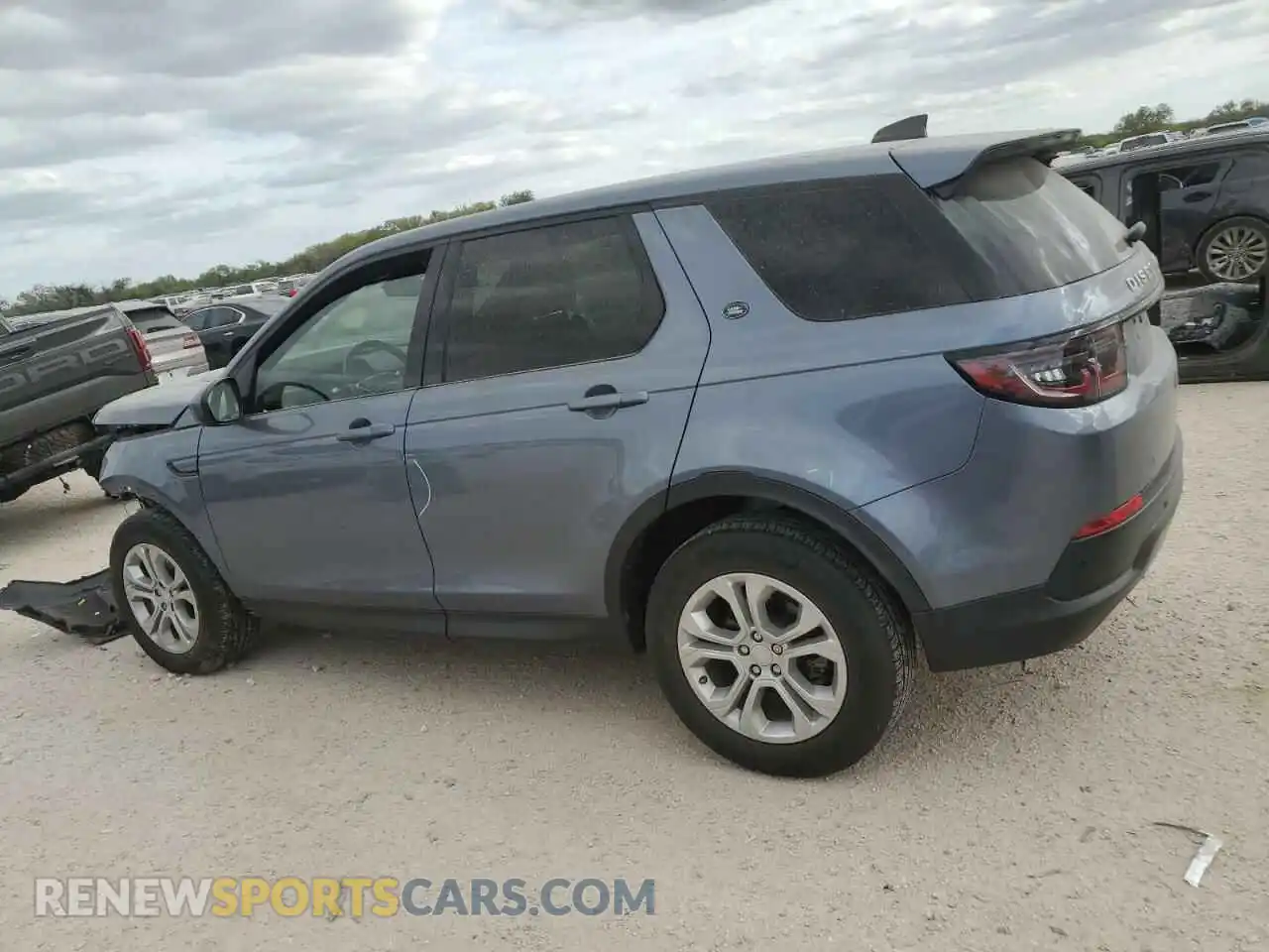 2 Photograph of a damaged car SALCJ2FX2LH879915 LAND ROVER DISCOVERY 2020