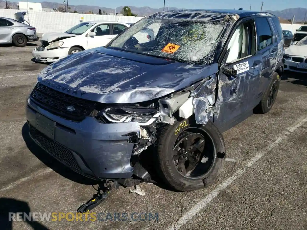 2 Photograph of a damaged car SALCJ2FX7LH852662 LAND ROVER DISCOVERY 2020
