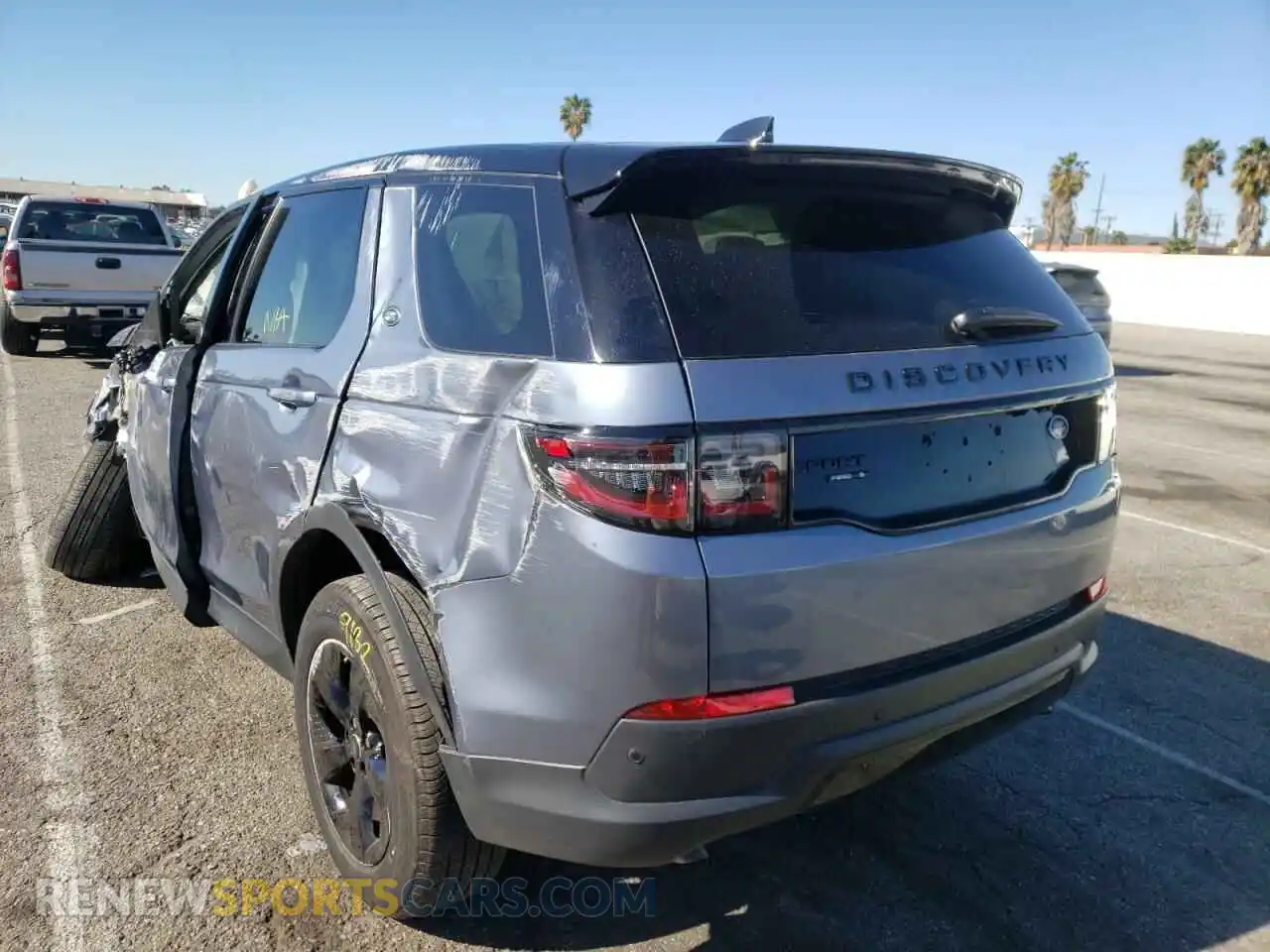 3 Photograph of a damaged car SALCJ2FX7LH852662 LAND ROVER DISCOVERY 2020