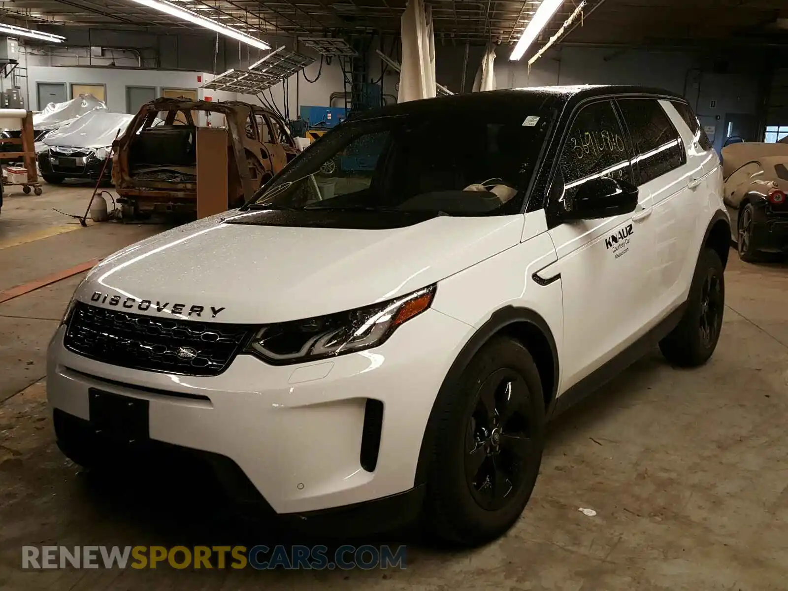 2 Photograph of a damaged car SALCK2FX5LH845657 LAND ROVER DISCOVERY 2020