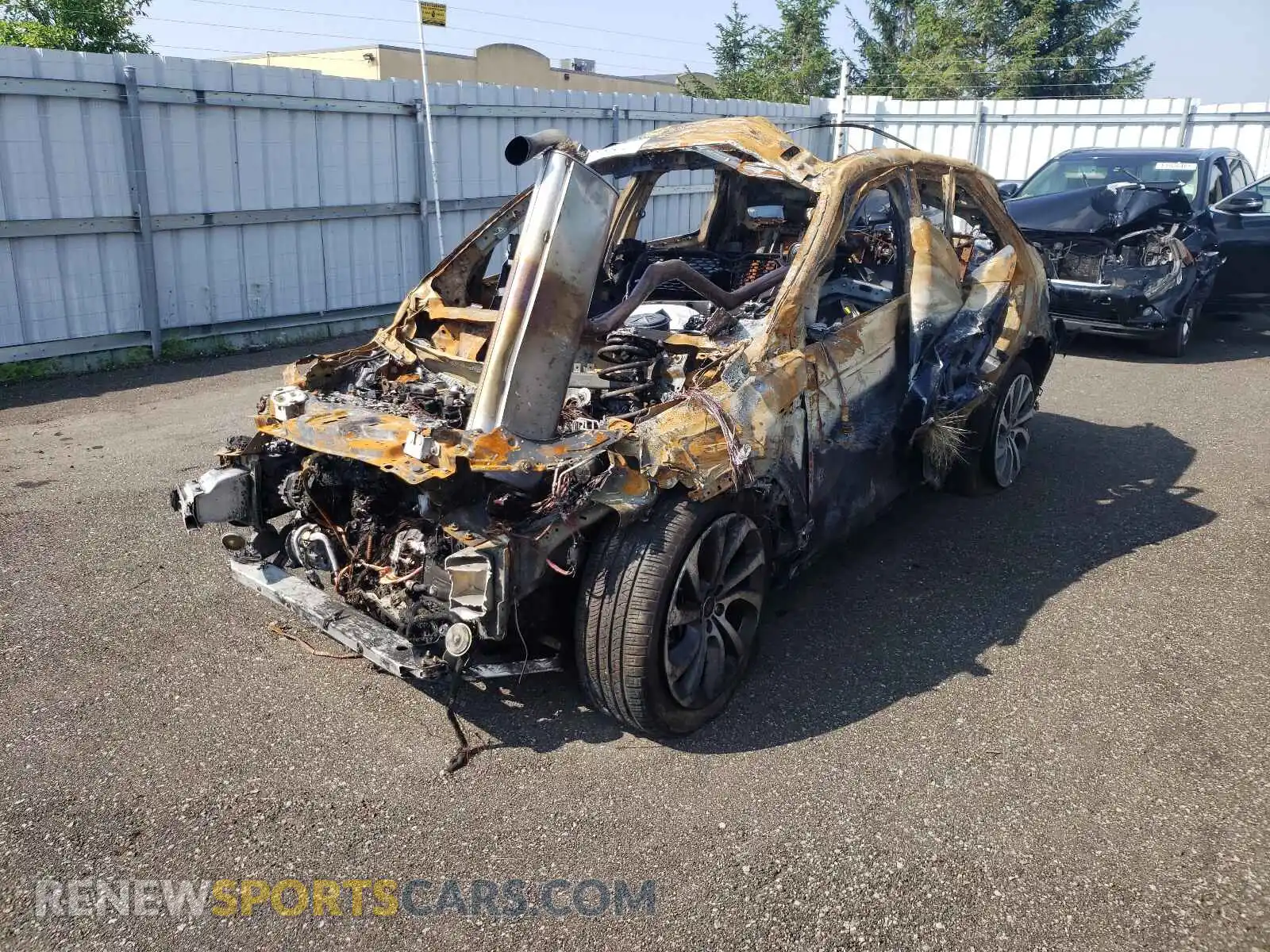 2 Photograph of a damaged car SALCL2FX6LH879894 LAND ROVER DISCOVERY 2020