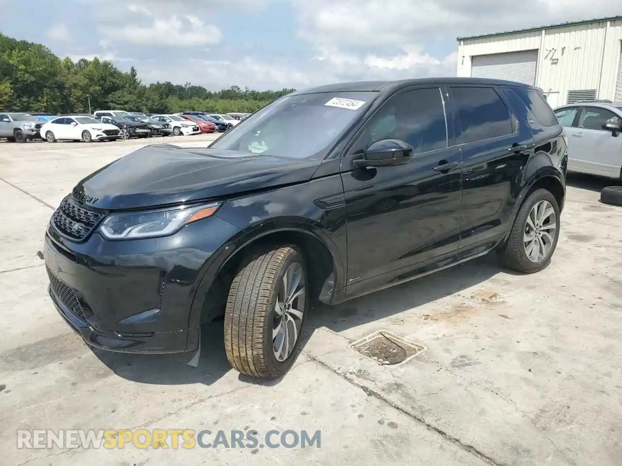 1 Photograph of a damaged car SALCL2FX6LH880639 LAND ROVER DISCOVERY 2020
