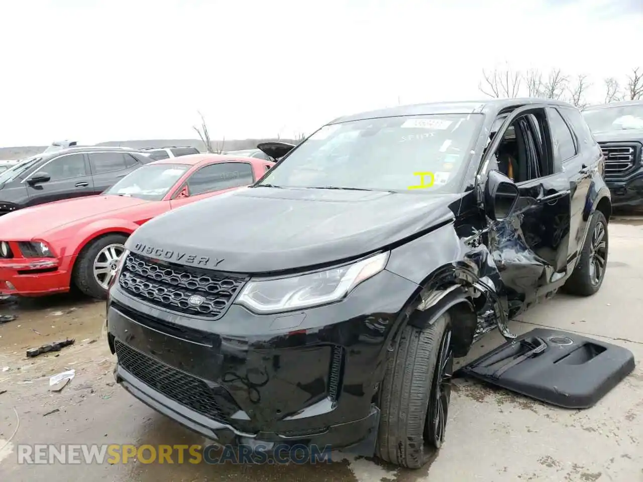 2 fotografías del automóvil dañado SALCL2FXXLH854142 LAND ROVER DISCOVERY 2020