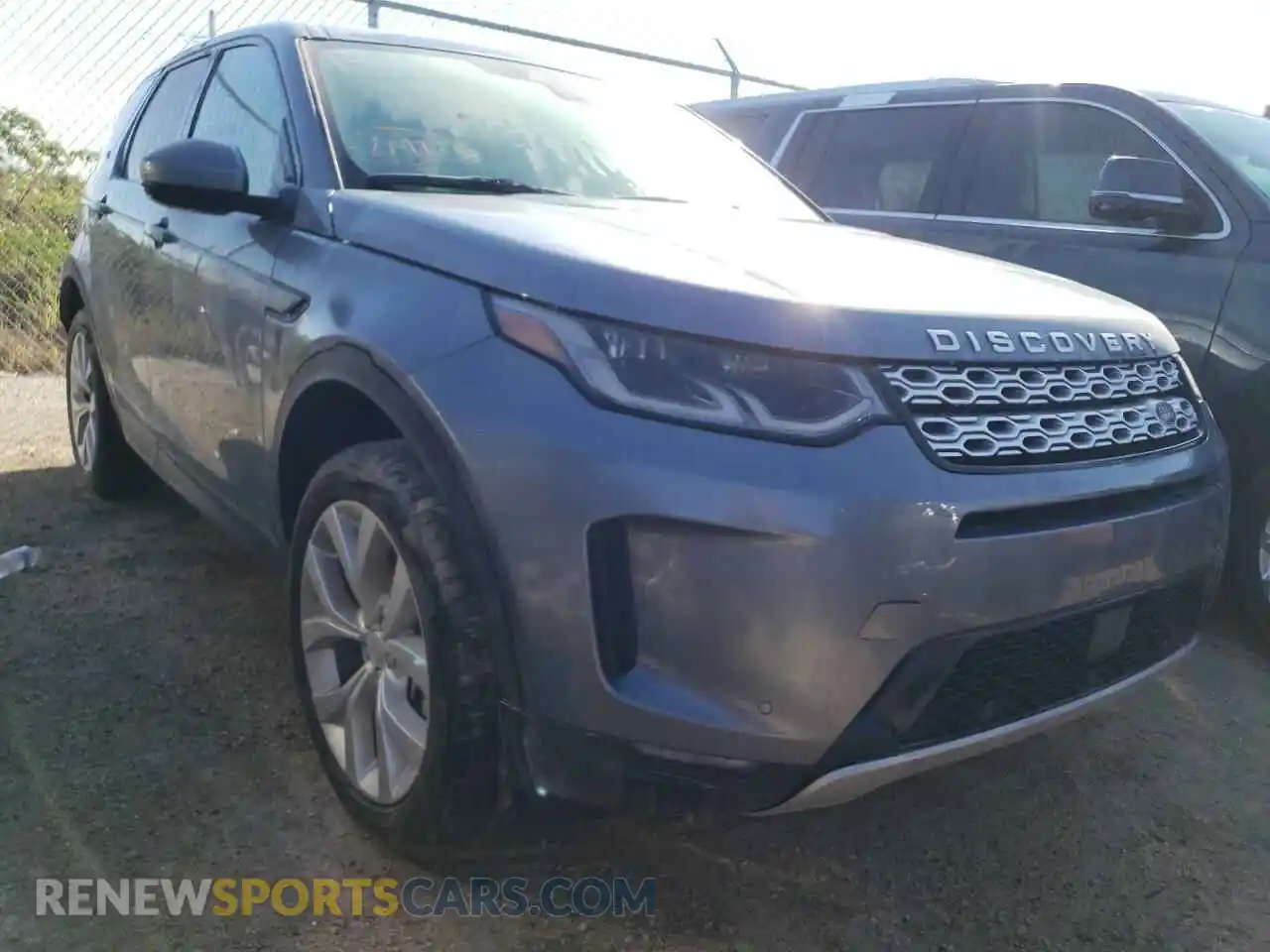 1 Photograph of a damaged car SALCP2FX5LH881737 LAND ROVER DISCOVERY 2020