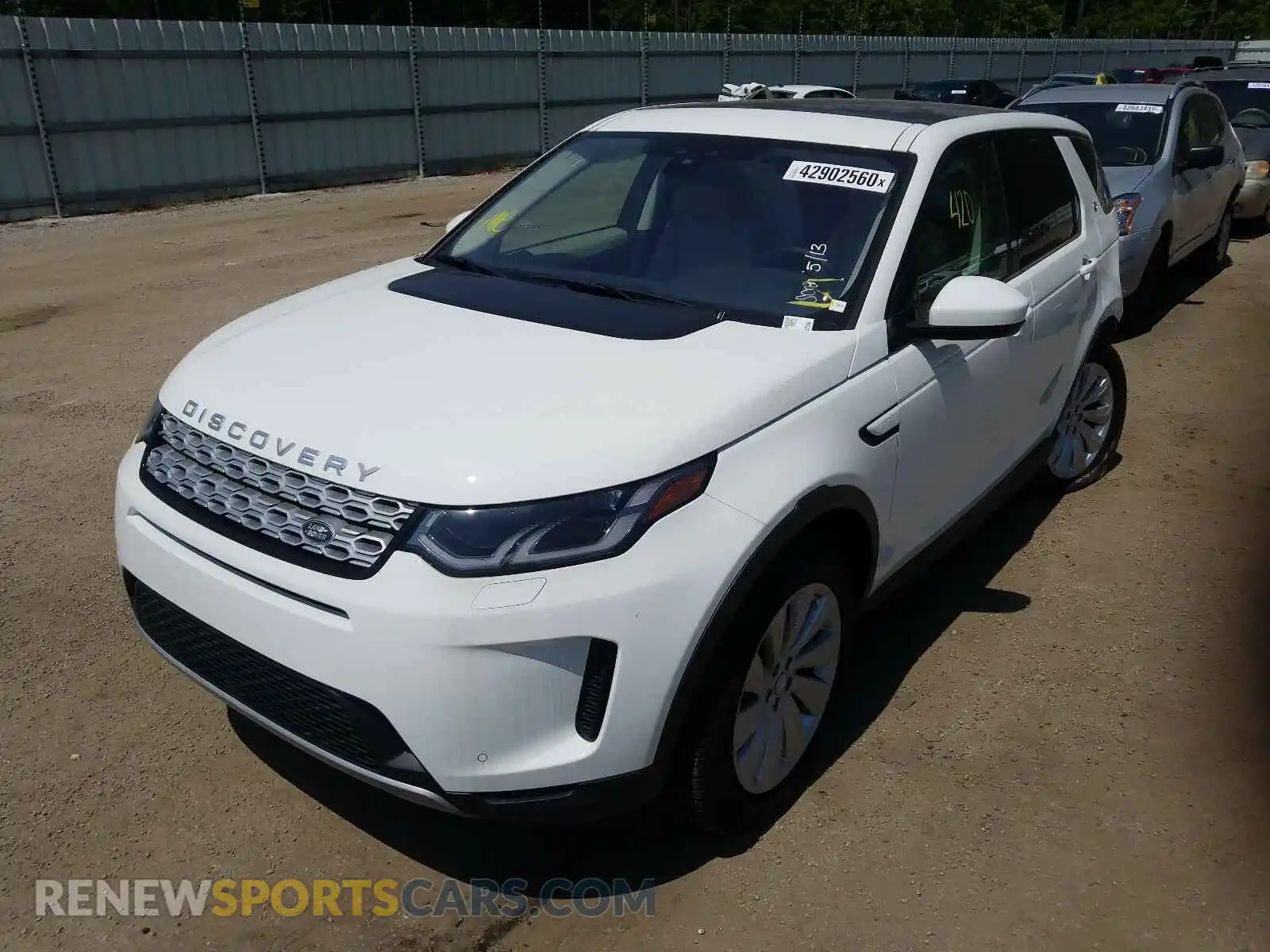2 Photograph of a damaged car SALCP2FX9LH847316 LAND ROVER DISCOVERY 2020