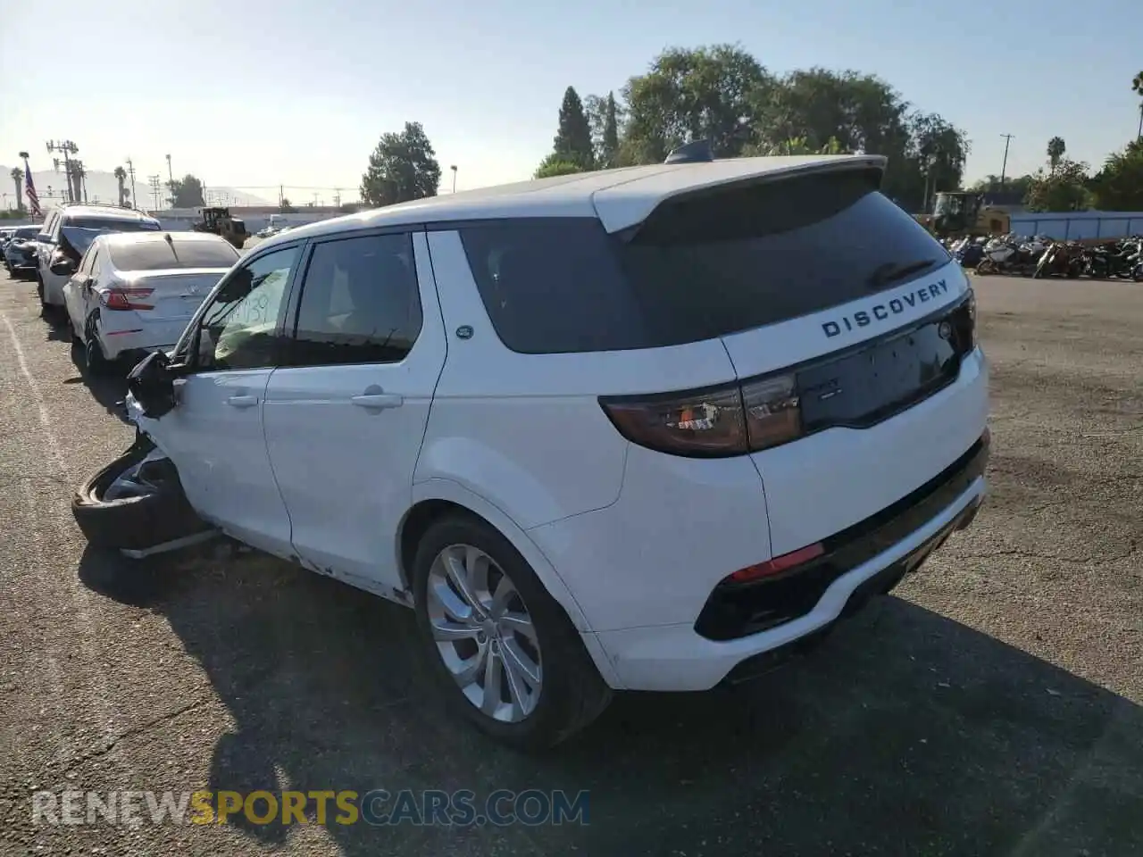 3 Photograph of a damaged car SALCT2FX5LH849513 LAND ROVER DISCOVERY 2020